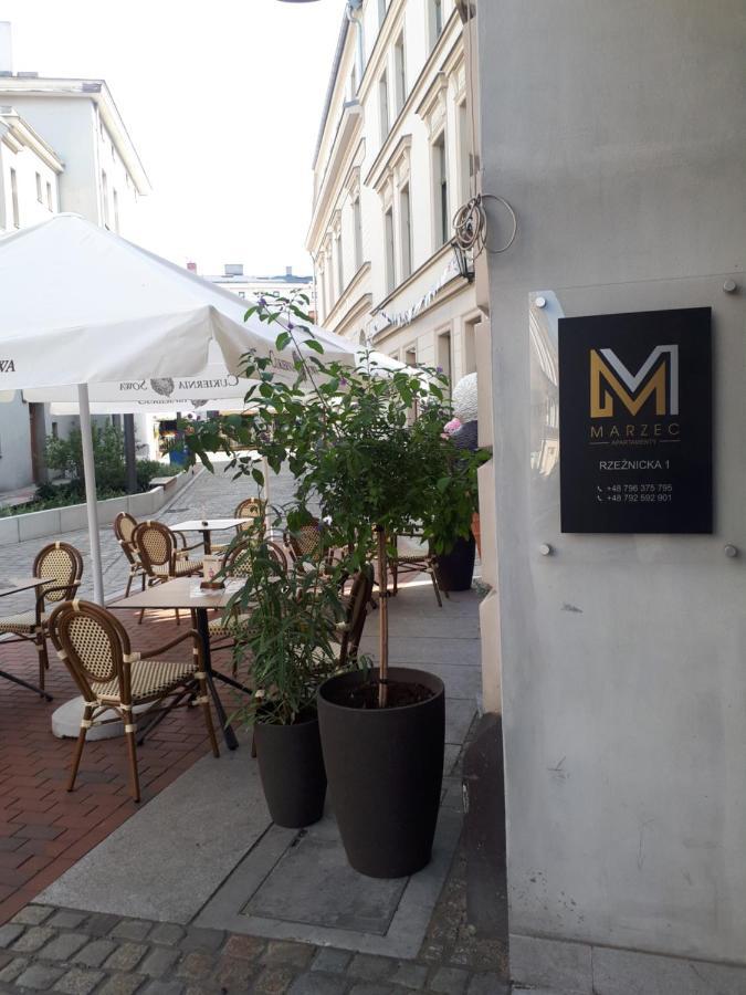Marzec Apartamenty Gniezno Kültér fotó