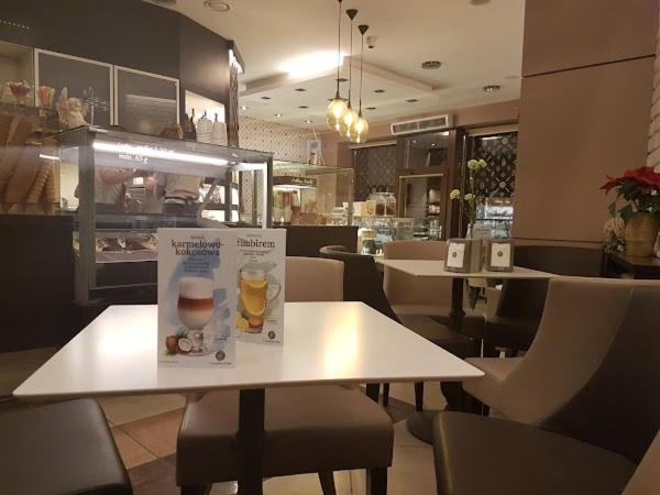 Marzec Apartamenty Gniezno Kültér fotó