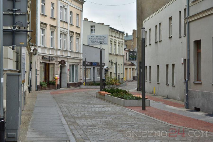 Marzec Apartamenty Gniezno Kültér fotó